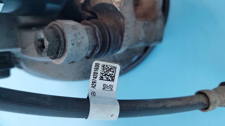 MERCEDES EQE W295 350+ 23R ÉTRIER DE FREIN DE FREIN GAUCHE ARRIÈRE A009A689