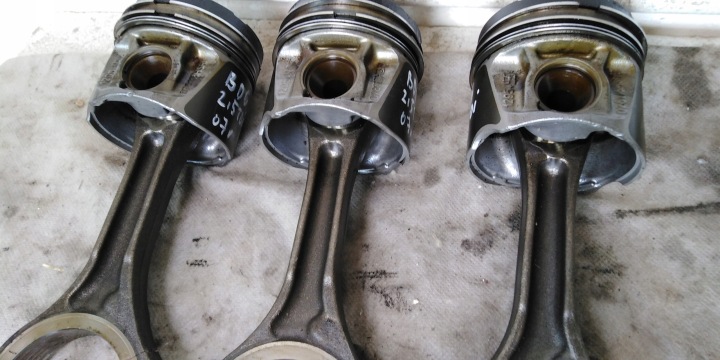 AUDI A4 B7 B6 PISTON BIELLE 2,5 TDI BDG 05R A6 C5