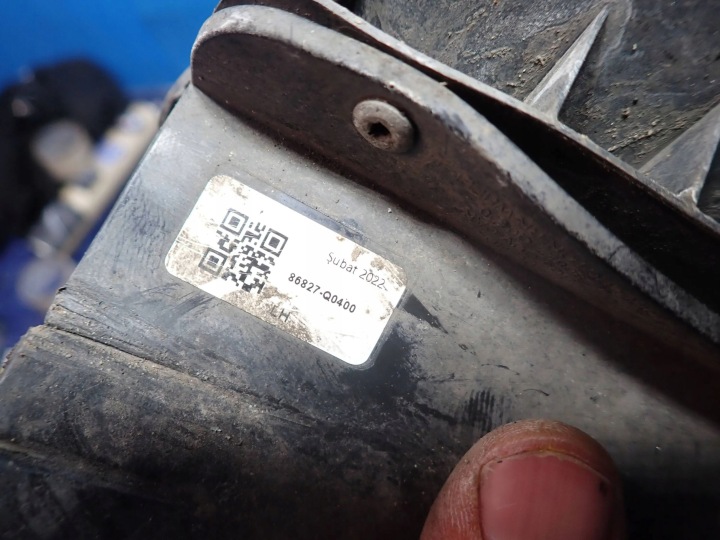 PASSAGE DE ROUE GAUCHE ARRIÈRE HYUNDAI BAYON 86827-Q0400