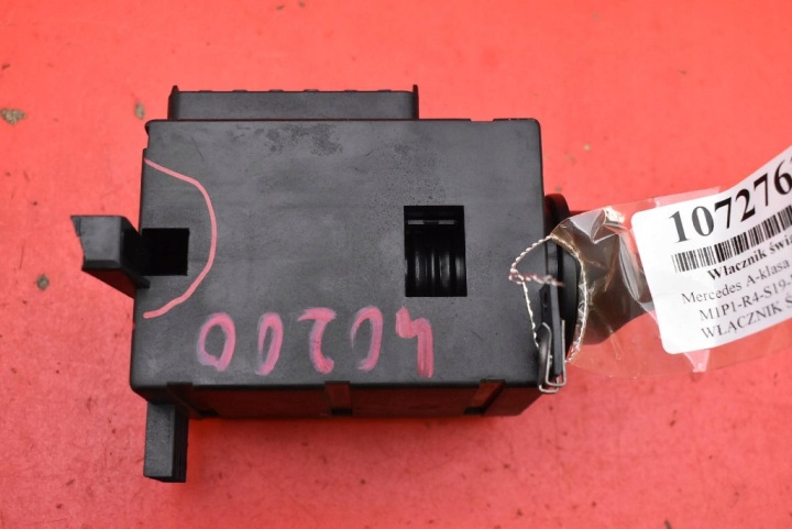 COMMUTATEUR COMMUTATEUR FEUX 1685450104 MERCEDES A-KLASA W168 97-01