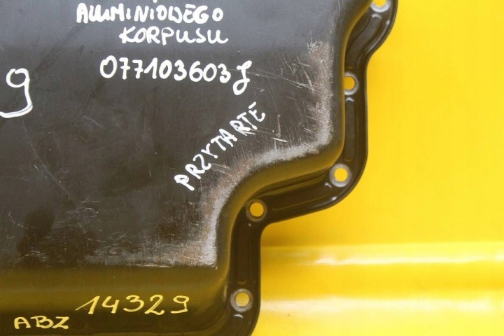 CARTER OJEJOWA WLAD INFÉRIEURE AUDI A8 S8 D2 4.2 B V8 ABZ 077103603J NR14329