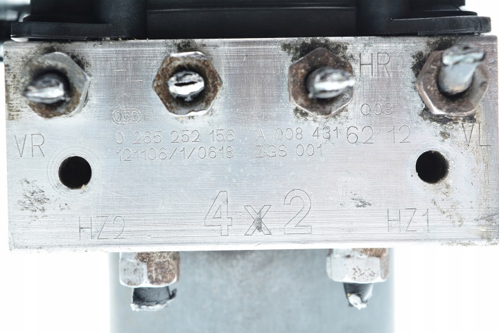 POMPE ABS MERCEDES VITO 0265951917 A0084316212