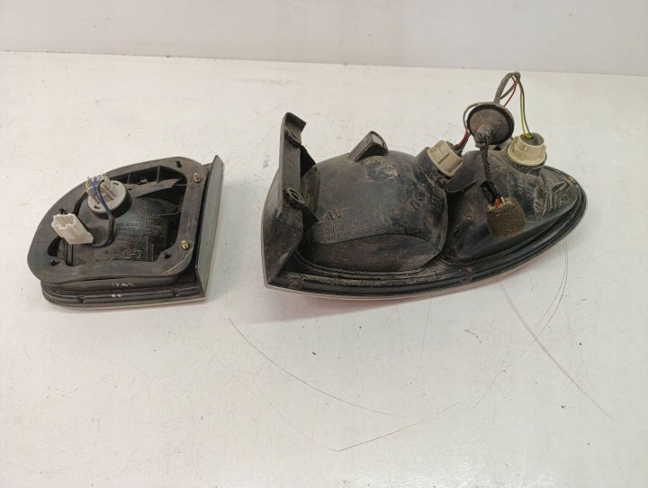 DAEWOO LANOS AVANT LIFT PHARE ARRIÈRE ARRIÈRE GAUCHE HAYON