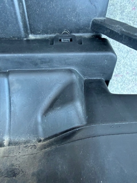 VOLVO EX30 JALOUSIE ADMISSION 80005258