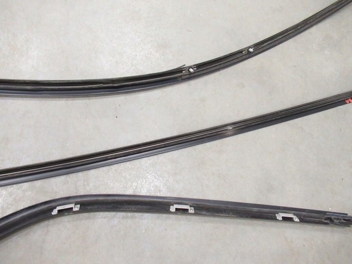 BAGUETTES EXTÉRIEUR NOIR POUSSOIR BMW E91