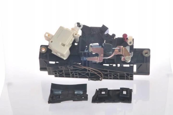 SERRURE COUVERCLES DE COFFRE COUVERCLES DE COFFRE 16SKV305 4B0 827 AUDI A6 C5 4B0827565J ESEN SKV