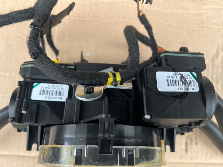 COMMUTATEUR COMPOSITE 4E0953549C 4E0907129AC AUDI A8 D3 LIFT