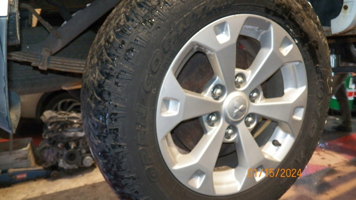 LLANTA R17 MITSUBISHI L200 