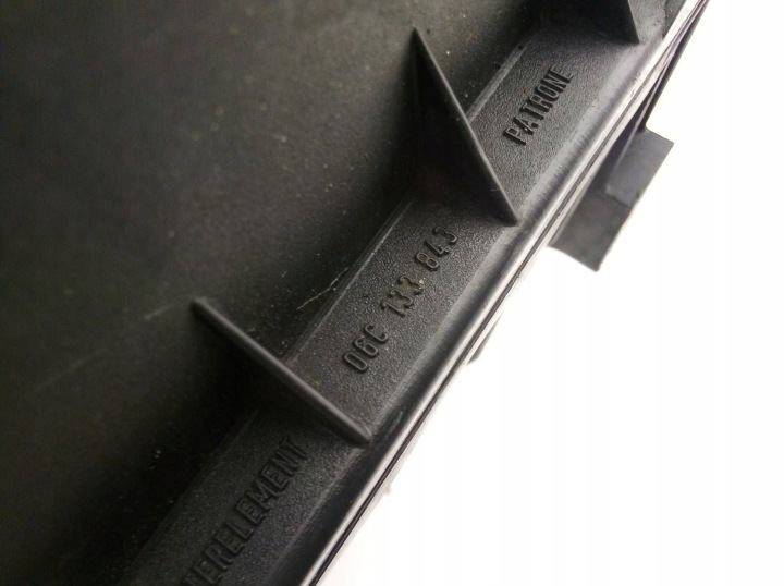 AUDI A4 S4 B5 8D 1995 059000183A CHÂSSIS FILTRE AIR
