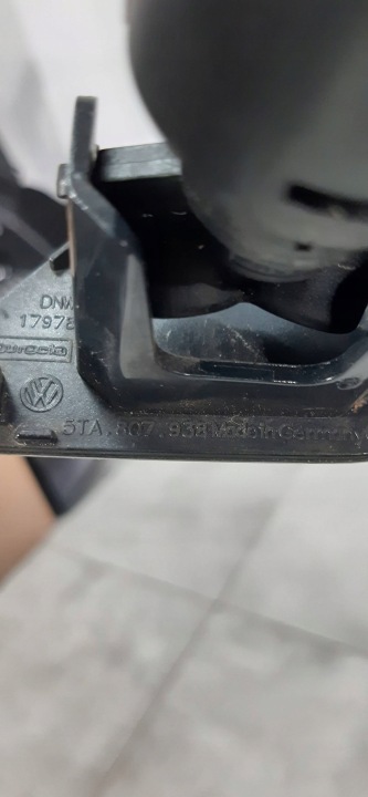 VOLKSWAGEN TOURAN III DROIT LAVE-GLACE PHARES 5TA955104 5TA807938