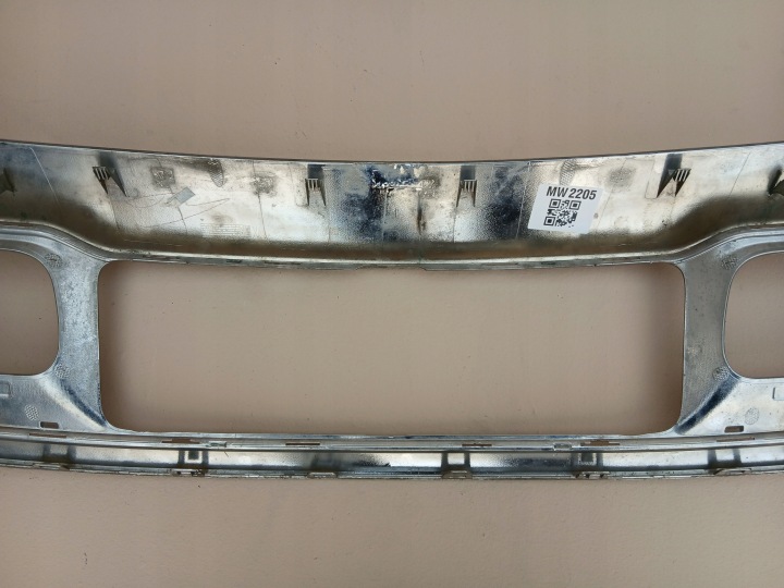 JEEP GRAND CHEROKEE WK2 LIFT 17- GRILLE CENTRALE PARE-CHOCS AVANT 68310779AA