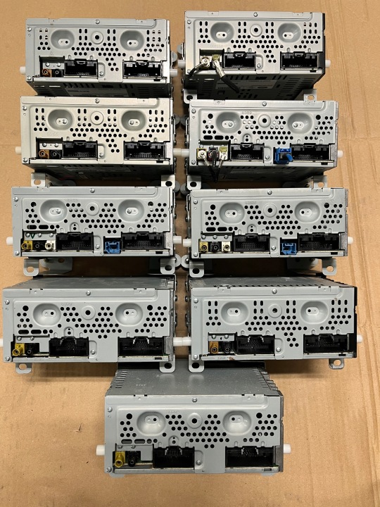 FORD EDGE MK2 LIFT RADIO