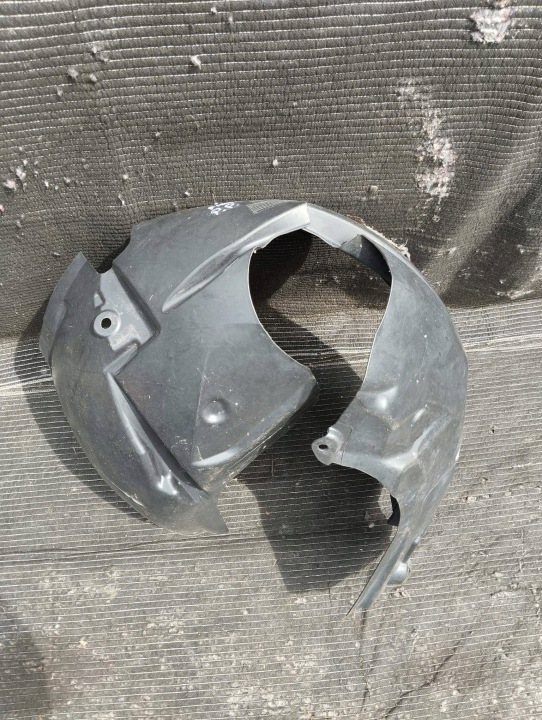 PASSAGE DE ROUE DROIT AVANT FORD FIESTA MK7 LIFT 8A61-16114-BH OE