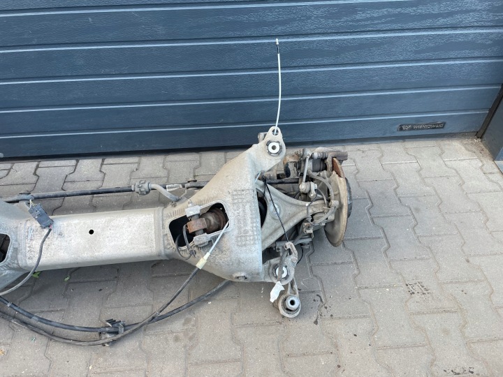 PEUGEOT 407 COUPÉ 3.0 HDI V6 ARRIÈRE SUSPENSION