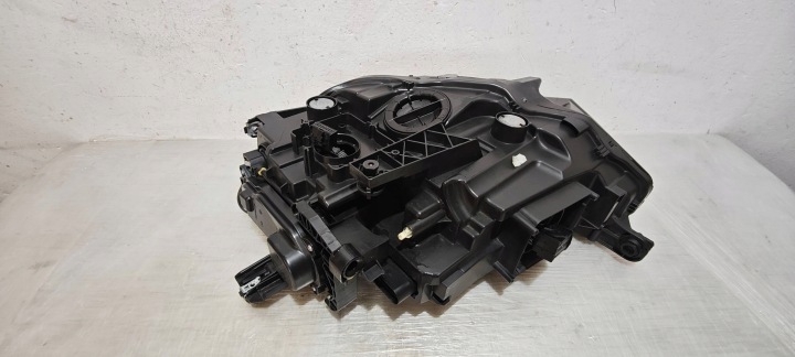 PHARE DROIT AVANT VOLKSWAGEN VW PASSAT B8 COMPLET LED