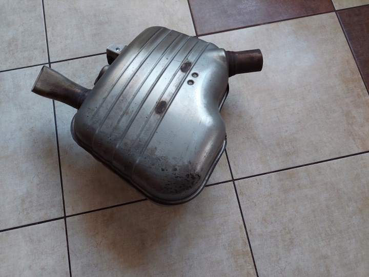 SILENCIEUX FINAL GAUCHE AUDI A4 B9 UNIVERSEL 8W9 2,0TFSI
