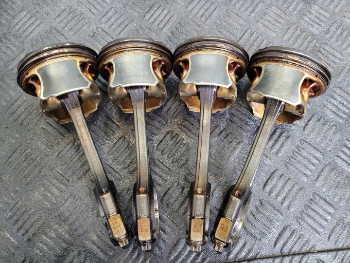 PISTON A2741517 BIELLE MERCEDES C 350 W205 S205 2.0 CGI HYBRID