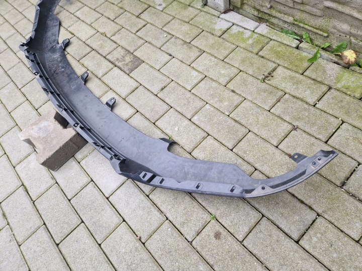 SPOILER MOULURE LÈVRE DANS PARE-CHOCS LEXUS LBX 2022 52411-52030 PREST -01