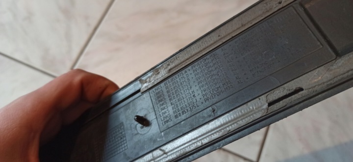 GAUCHE ARRIÈRE MOULURE SEUIL A4 B6 B7 S-LINE 8E0853375A