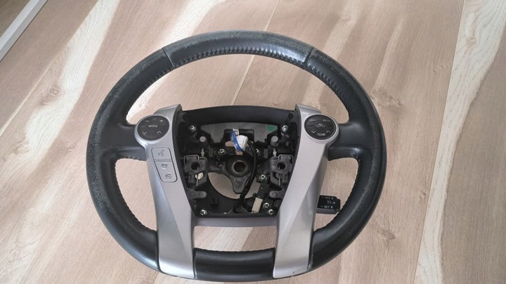 STEERING WHEEL LEATHER TOYOTA PRIUS III 2010-15 