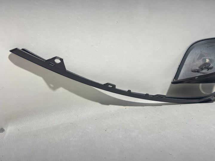 GRILLE PARE-CHOCS GAUCHE AVANT RENAULT MEGANE 4 IV GT 622574251R