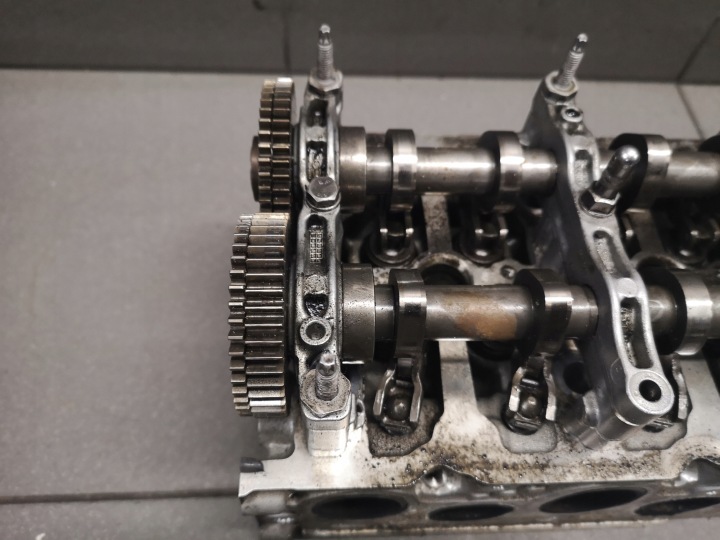 CULASSE DROITE AUDI VW 3.0 TDI CRT 0594BP