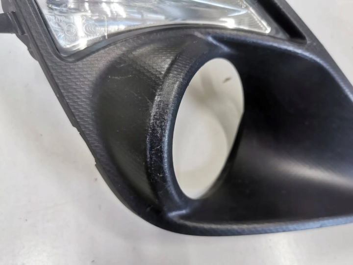 GRILLE PARE-CHOCS AVANT PHARES ANTIBROUILLARD TOYOTA GT 86/ SUBARU BRZ DROITE I GAUCHE