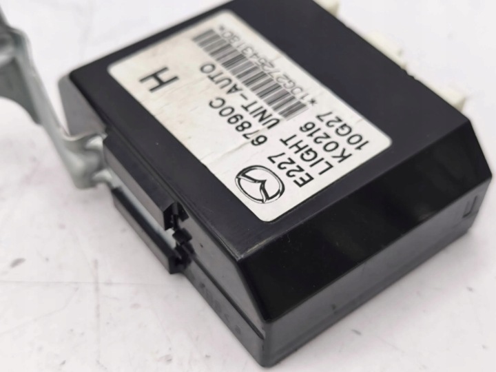 MAZDA CX-7 MODULE DE COMMANDE D'ÉCLAIRAGE (LCM) 2011 E22767890C