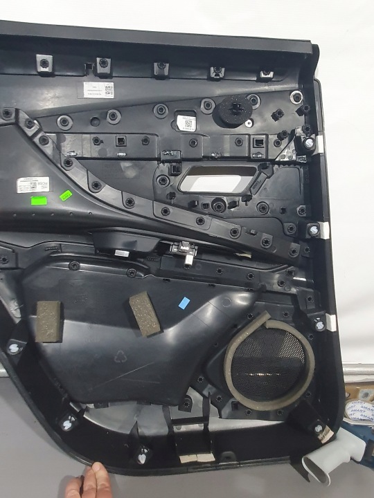 GARNITURE COLLECTEUR PORTES DROIT ARRIÈRE PEUGEOT 3008 II ORIGINE 9810516277