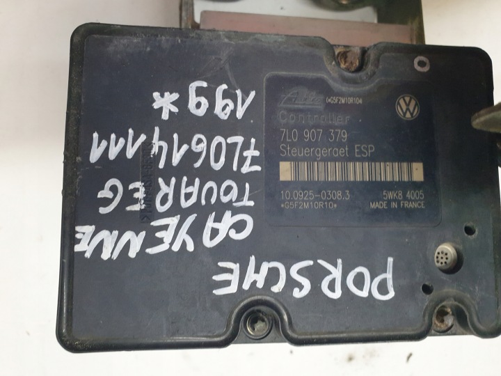 POMPE ABS PORSCHE CAYENNE VW TOUAREG 7L0614111
