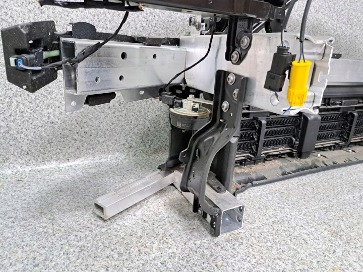 BMW 2 U06 MODULE MODULE PANNEAU AVANT RENFORCEMENT POUTRE JALOUSIE