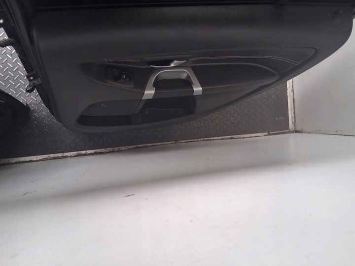 PORTES ARRIÈRE GAUCHE VOLVO XC90 02-14 PORTES ARRIÈRE GAUCHE 455-16