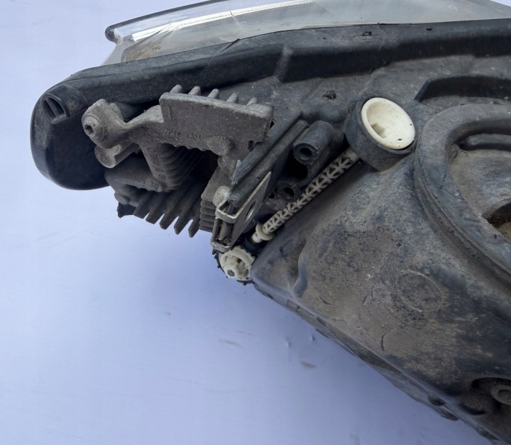 PHARE GAUCHE AVANT BMW F30 LCI 2016 ORIGINAL 2703181-01 A9270318101 EUROPE