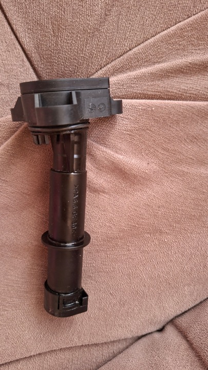 CAPTEUR NIVEAU HUILES MERCEDES W211 E240 2.4 A0041536628