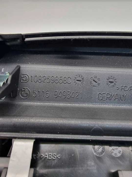 BMW 5 G30 G31 2021 GRILLE CONDUIT D'AIR ARRIÈRE TUNNELS CENTRAL