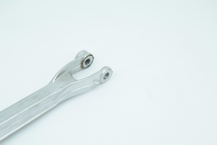 BMW R 1200 GS K50 13-16 FIXATION BRAS DE SUSPENSION SUPPORT