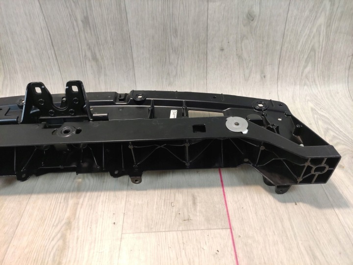 PORSCHE TAYCAN 9J1 RENFORCEMENT SUPÉRIEUR PANNEAU AVANT 9J1805015A