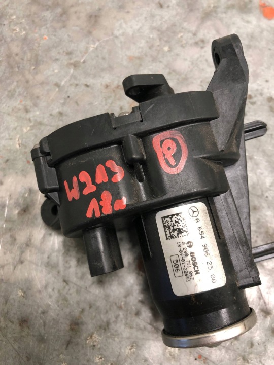 GUIDE CAPOTS COLLECTEURS MERCEDES W213 A6549062500