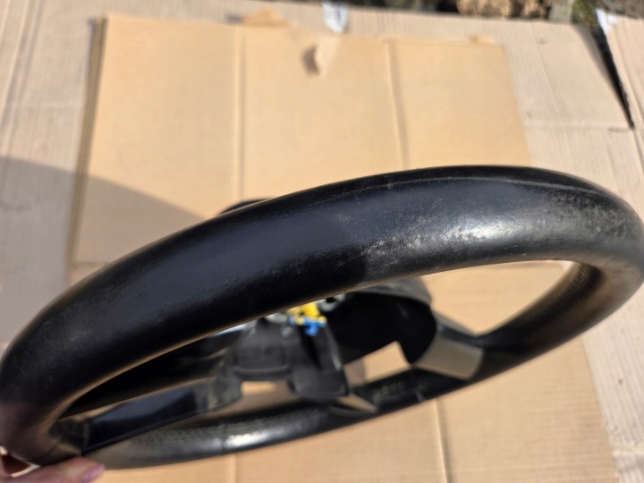 VOLANT TOURAN I CUIR 1T0419091B