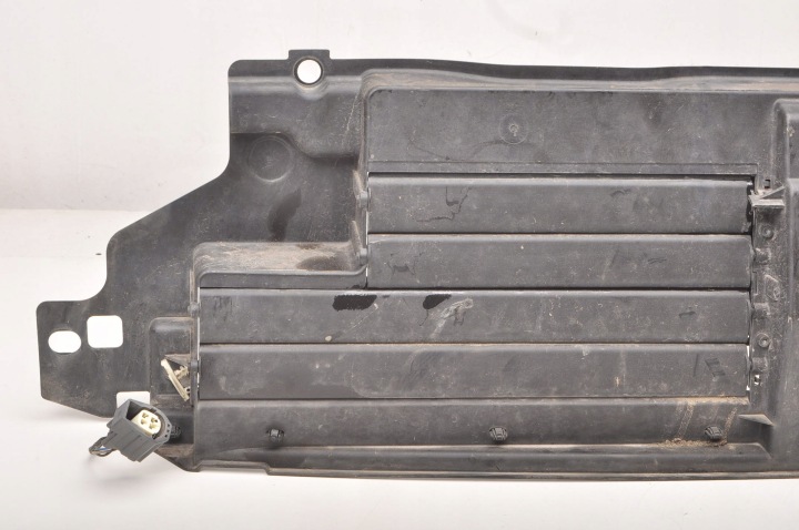 LAND ROVER DISCOVERY L462 3.0 SDV6 GUIDE D'AIR CAPTEUR HY32-8475-A