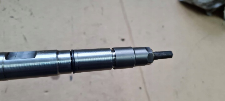 A5 8W LIFT INJECTEUR INJECTEUR CARBURANTS 2.0 TDI 05L130277D A4 B9 8W A6 C8 A7