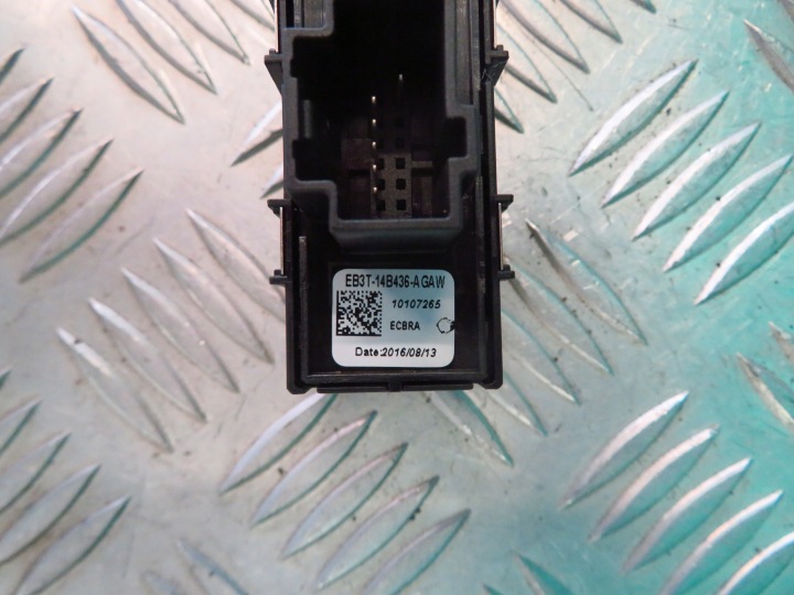 COMMUTATEUR ESP TRAKCJI ZJAZDU FORD RANGER IV 17R
