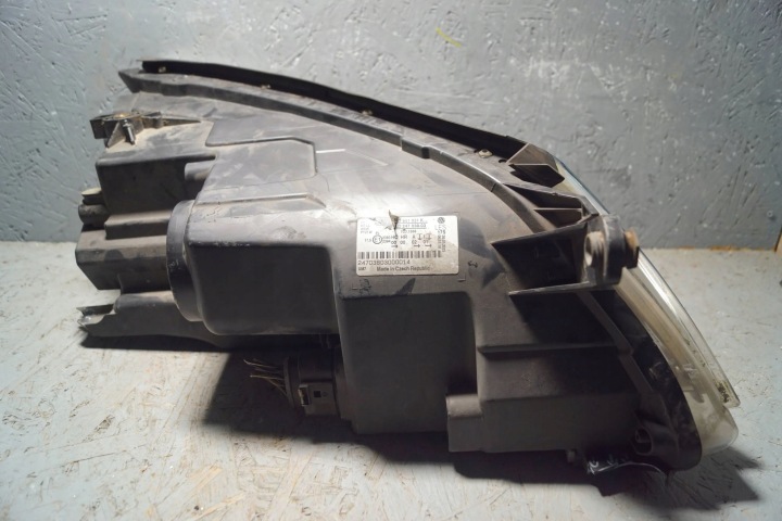 PHARE GAUCHE AVANT VW TIGUAN 5N I (S1001)