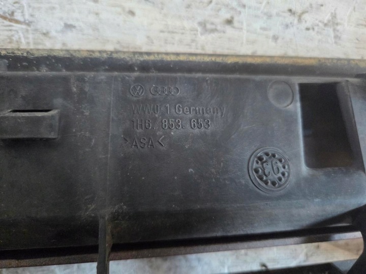 VOLKSWAGEN GOLF 3 III 91- GRILLE CALANDRE RADIATEUR