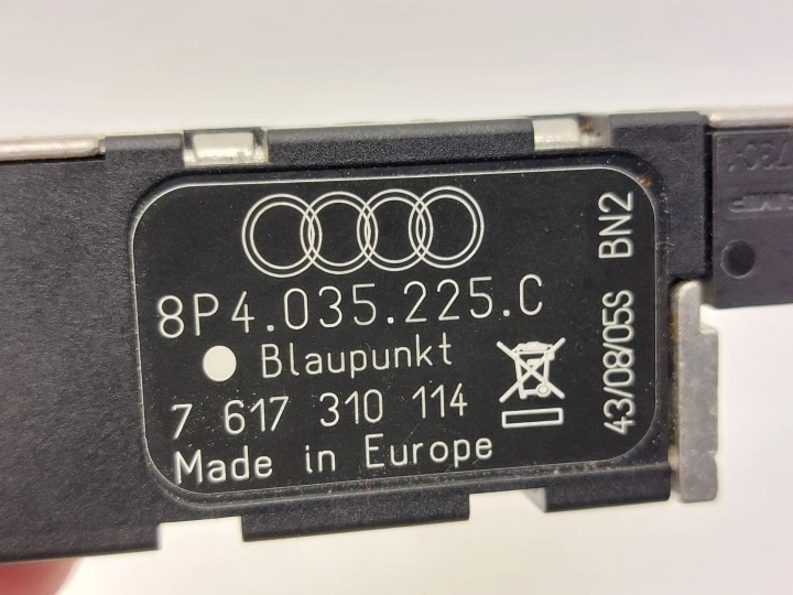 AUDI A3 S3 8P 2008 AMPLIFICATEUR ANTENNES
