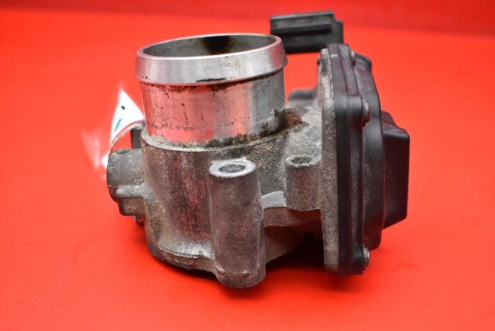 PAPILLON DES GAZ CM5G-9F991-FA FORD FOCUS MK3 1.0 ECOBOOST 100 KM 11-15