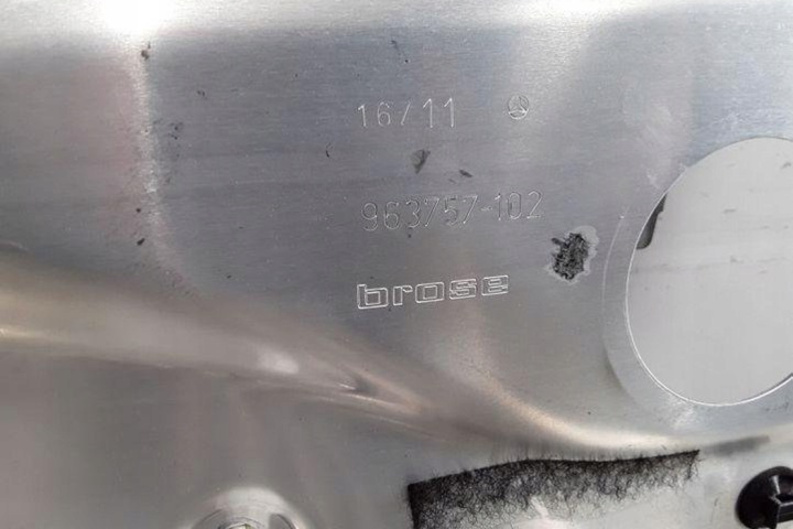 ÉLÉVATEUR VITRES ARRIÈRE DROITS PORTES MERCEDES-BENZ C (W204) 963757102
