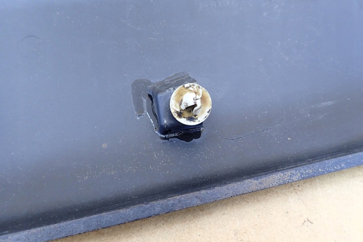 NISSAN QASHQAI J11 13- MOULURE PORTES GAUCHE ARRIÈRE ARRIÈRE 828714EA0A LH OE