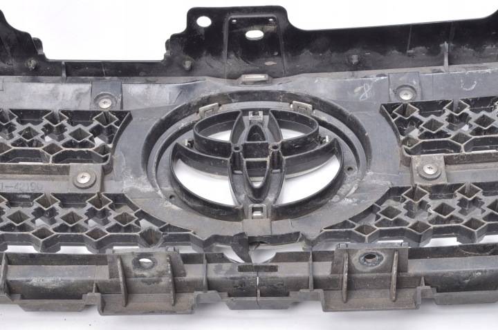 TOYOTA RAV 4 III CALANDRE GRILLE 53111-42110