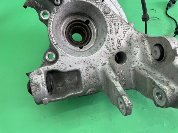 ROTULE DE DIRECTION MOYEU GAUCHE ARRIÈRE AVEC ABS GX73-5A971-AE JAGUAR XE X760 2.0 D 14-